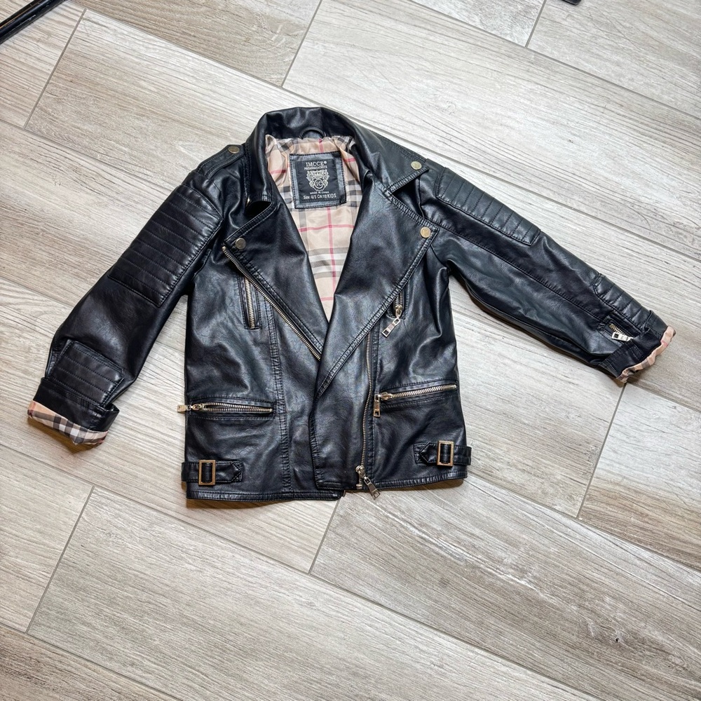 Kids Designer Inspired Leather Jacket Size 4/5 - Picture 2 of 7